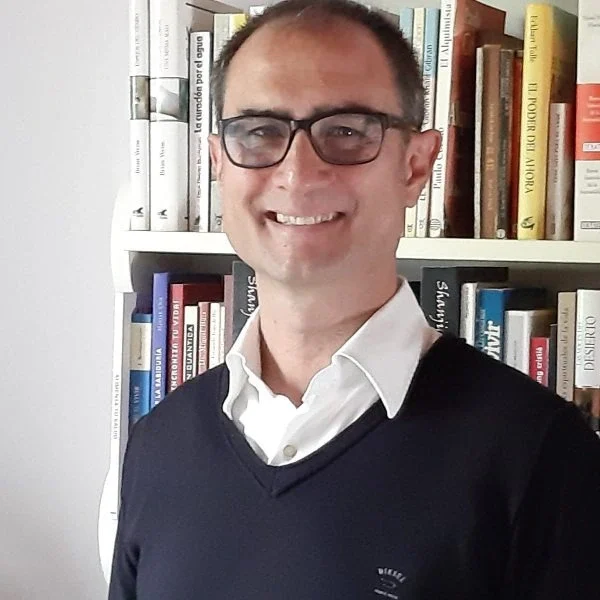 Ricard Saura, especialista en kinesiología estructural y electromagnética